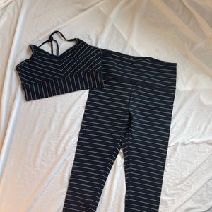Glyder 2 piece workout set black and white stripe legging and sports bra Sz XL